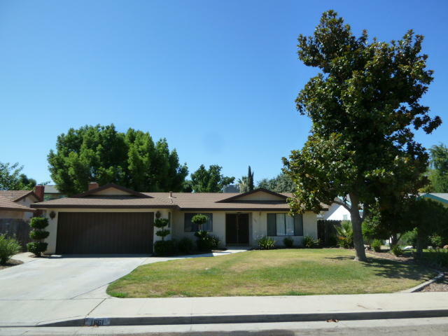 1661 Memory Lane  Porterville CA 93257 photo