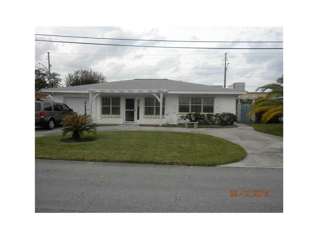 Property Photo:  466 19th Place  FL 32960 