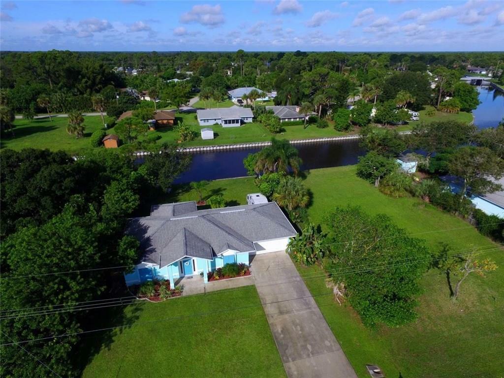 Property Photo:  513 Wimbrow Drive  FL 32958 