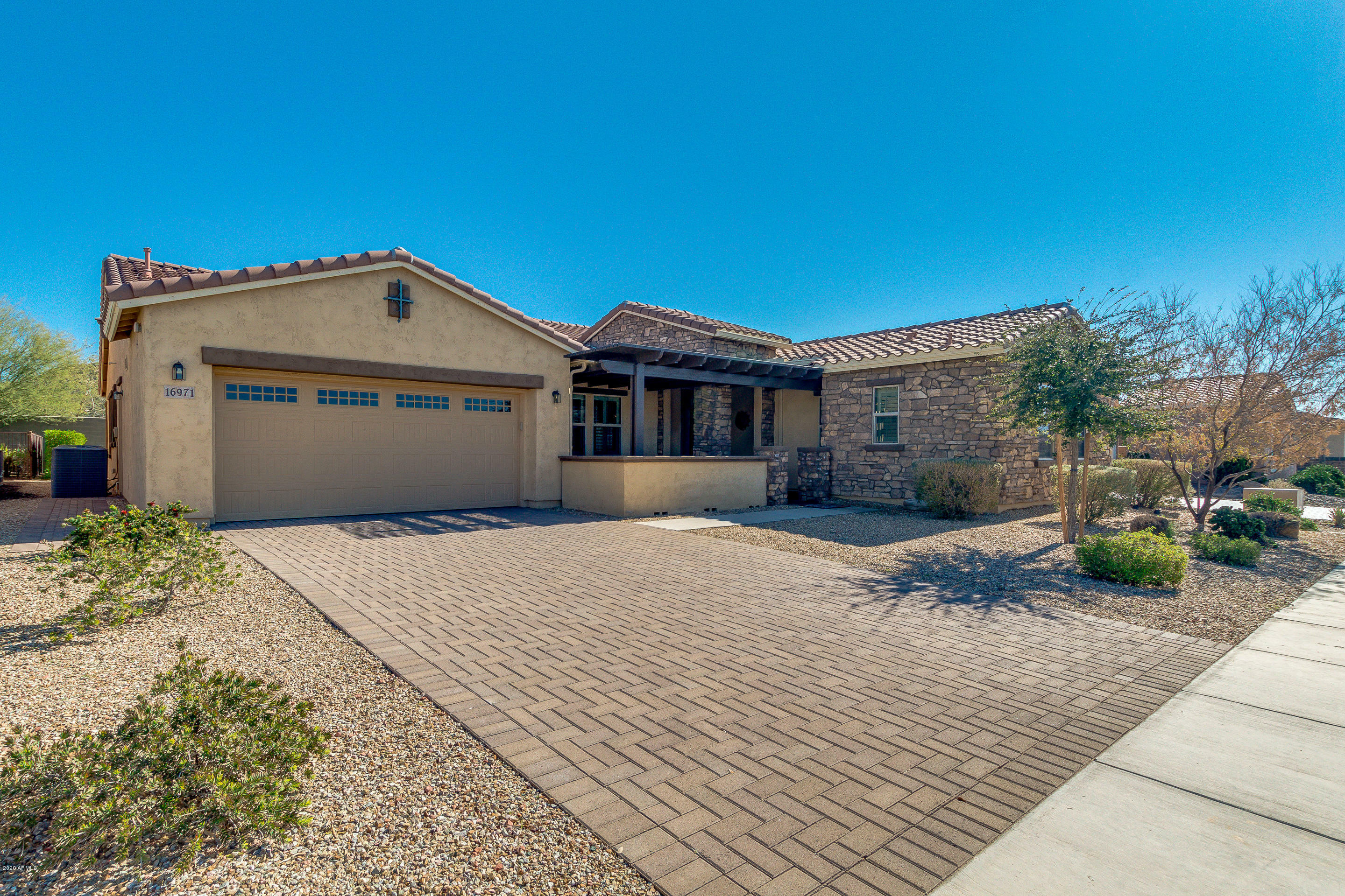 Property Photo:  16971 S 174th Drive  AZ 85338 