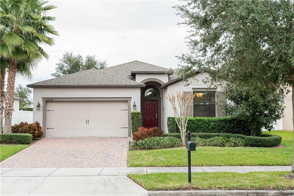 Property Photo:  2228 Romanum Drive  FL 34787 