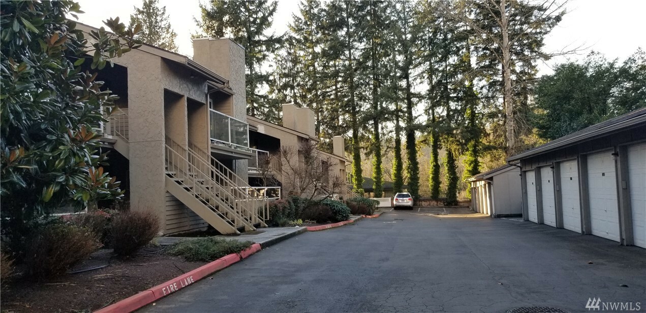 Property Photo: 12037 100th Ave NE 202 WA 98034
