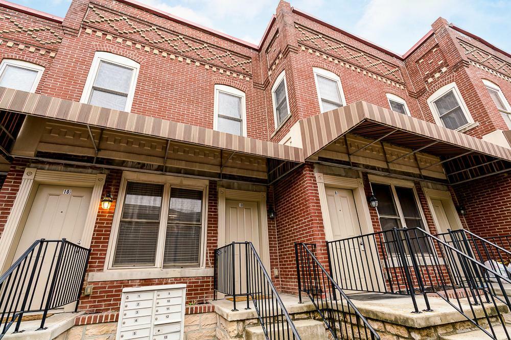Property Photo: 10 Clark Place OH 43201