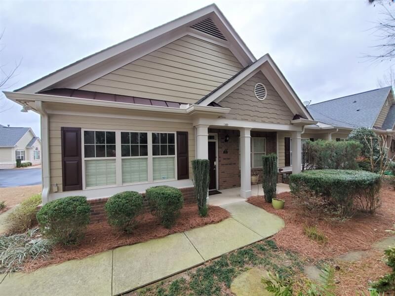 Property Photo:  1315 Oak Meadows Lane   30041 