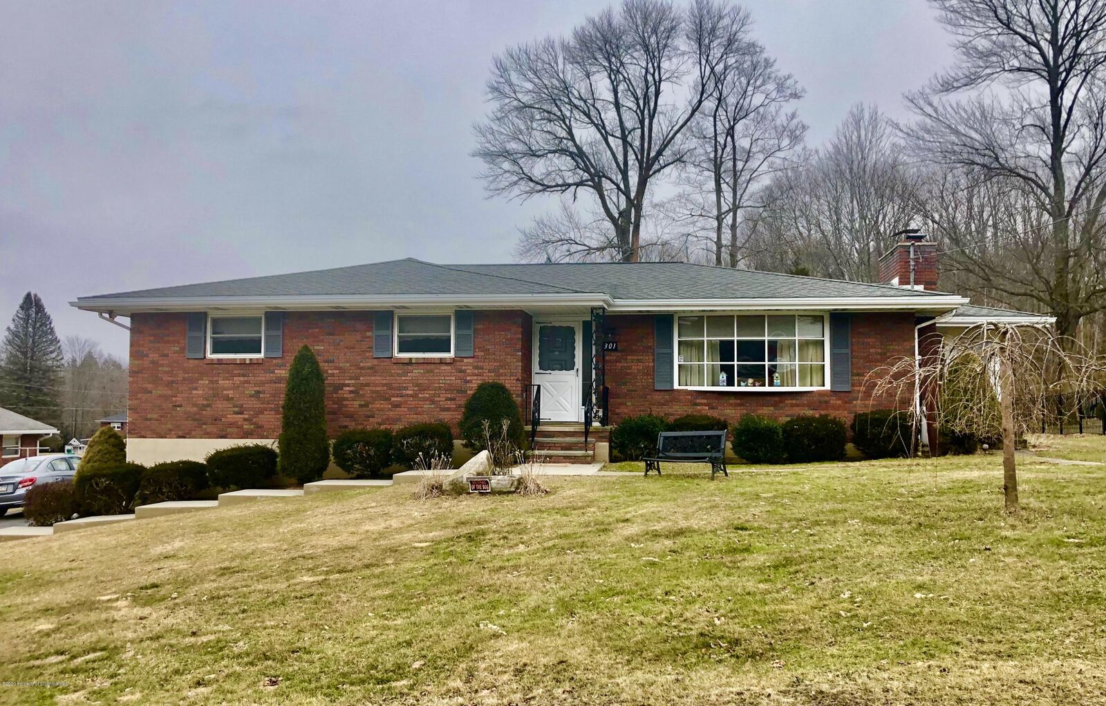 Property Photo: 301 Beechwood Drive PA 18444