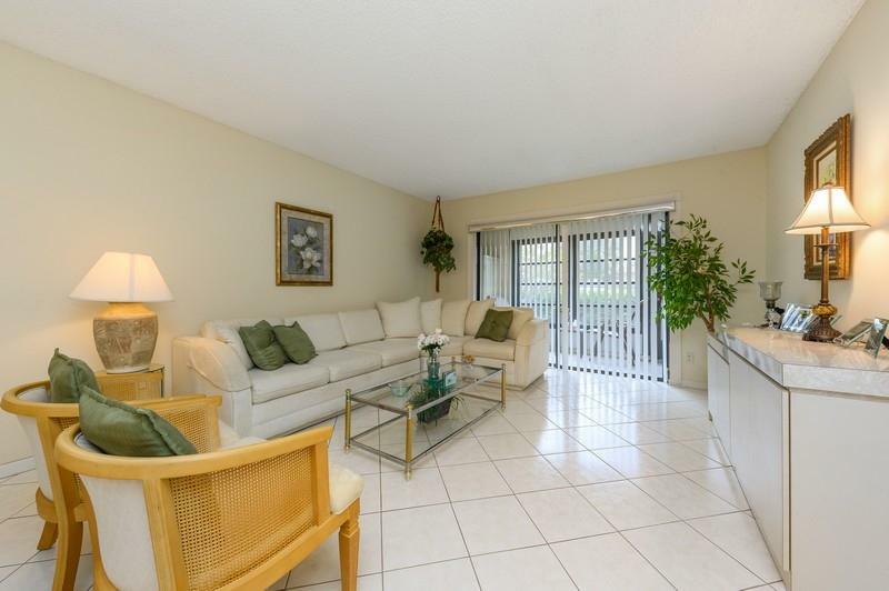 Property Photo:  15450 Pembridge Avenue 164  FL 33484 