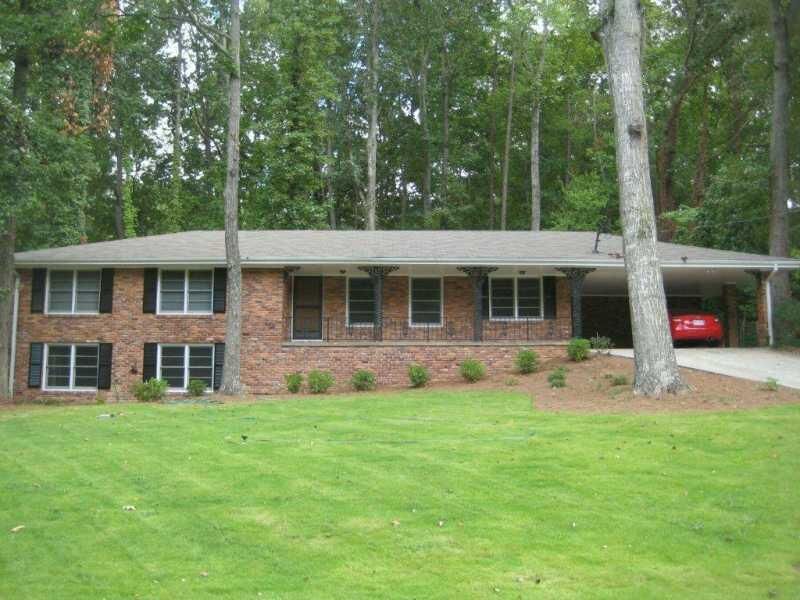 Property Photo:  2499 Brookdale Drive NE   30345 
