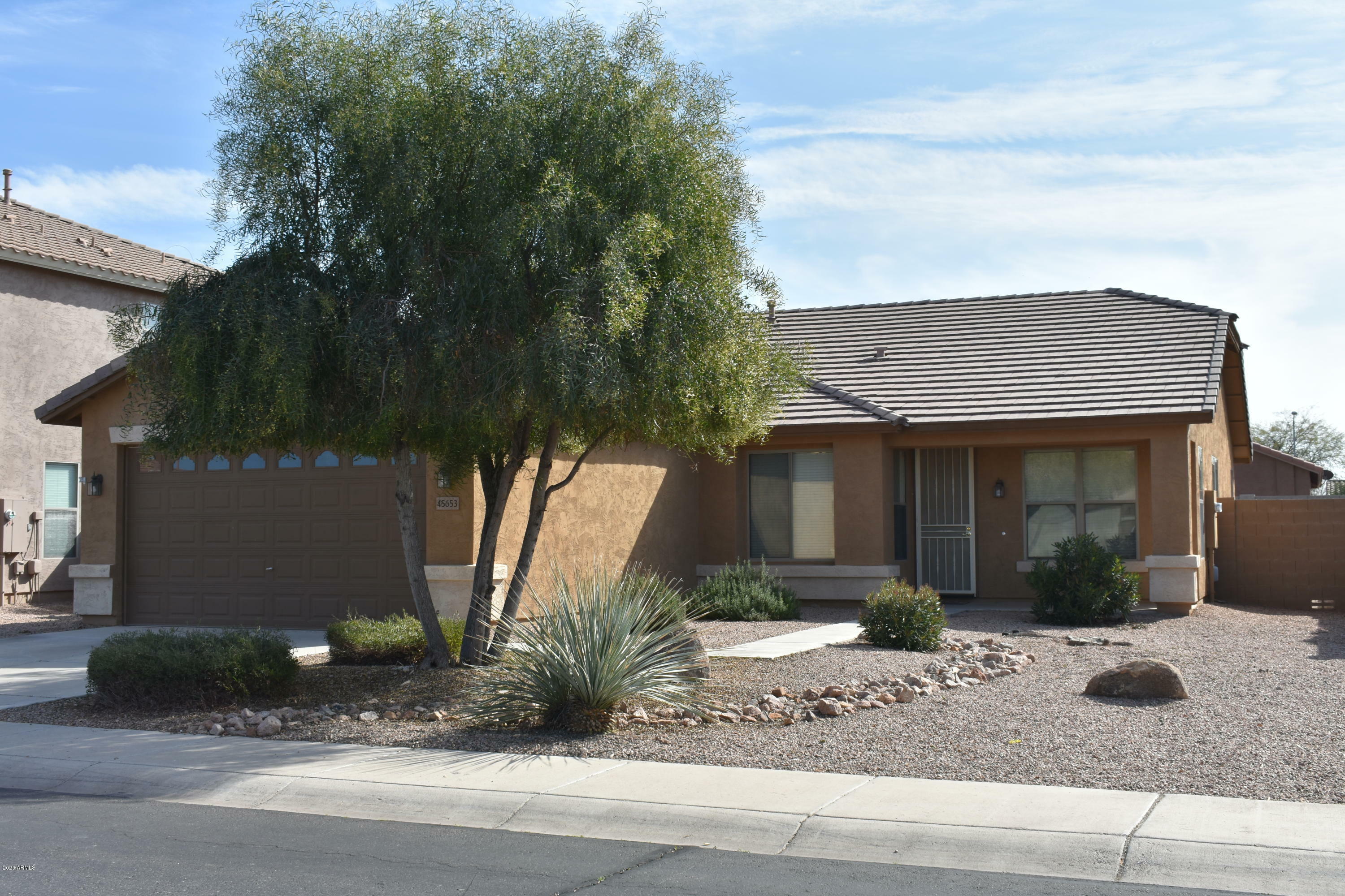 Property Photo:  45653 W Meadows Lane  AZ 85139 