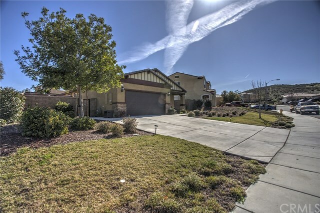 Property Photo:  30736 View Ridge Lane  CA 92584 