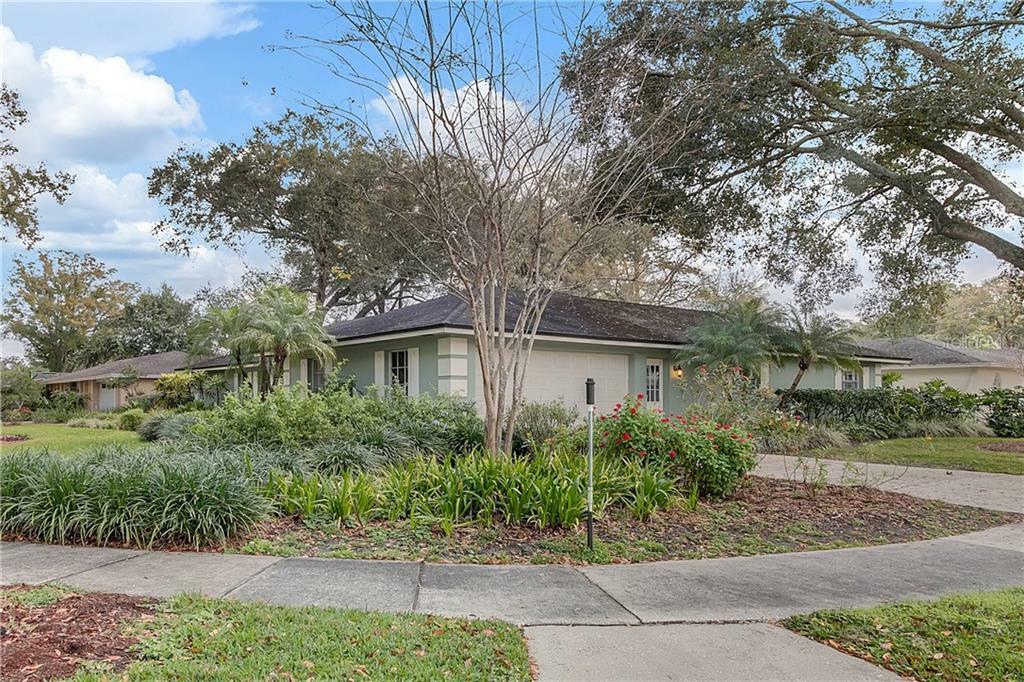 Property Photo:  350 Briarwood Drive  FL 32789 