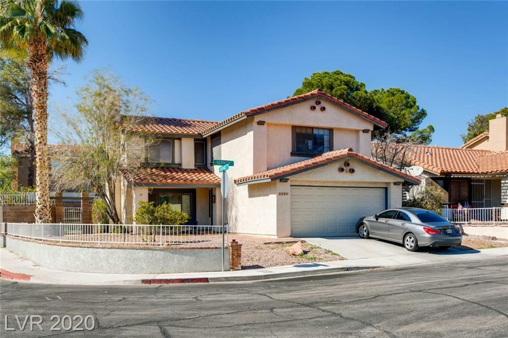 Property Photo: 2501 Berwick Court NV 89014