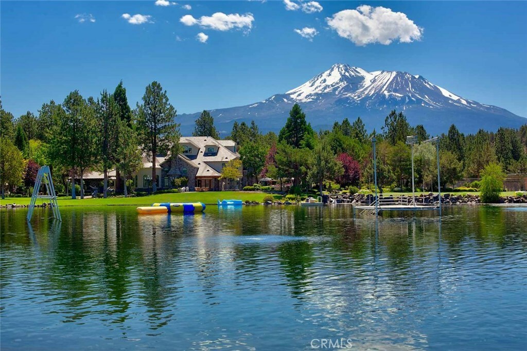 15733 Juniper Peak Road  Weed CA 96094 photo