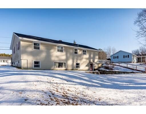 Property Photo: 27 Glenwood Dr MA 01453