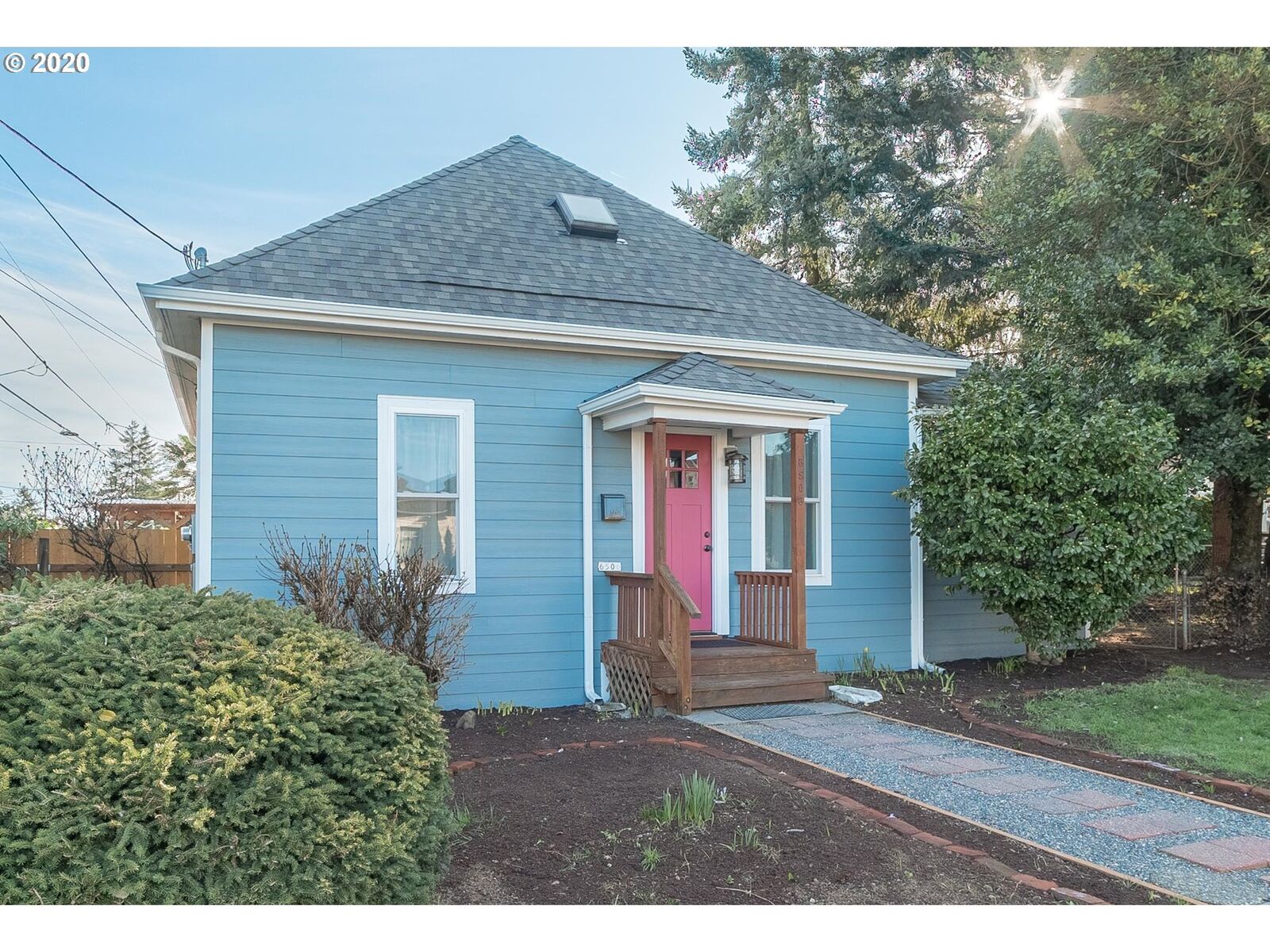 Property Photo: 6506 SE 88th Ave OR 97266