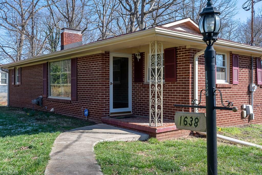 1638 Sanford Drive  Winston Salem NC 27105 photo