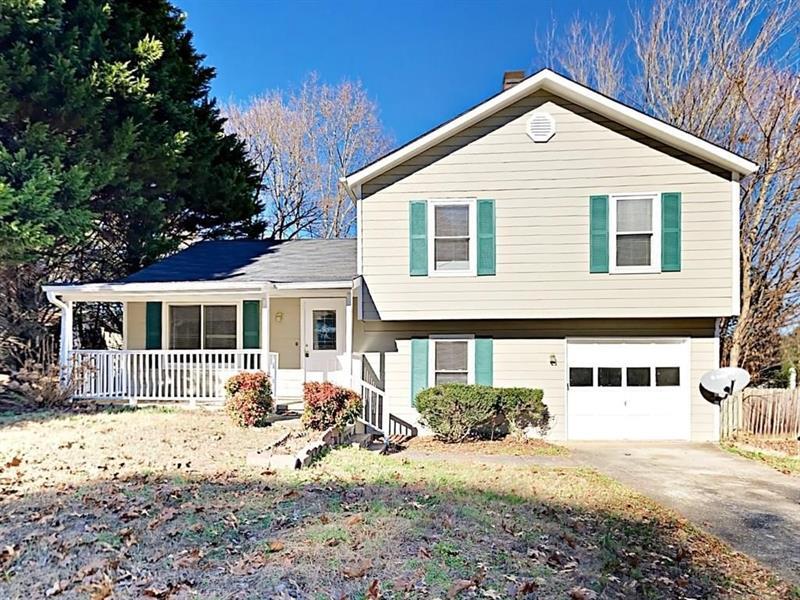 Property Photo:  1652 Carrie Farm Lane NW   30144 