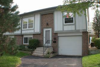 Property Photo:  10239 W Park Edge Cir  WI 53132 