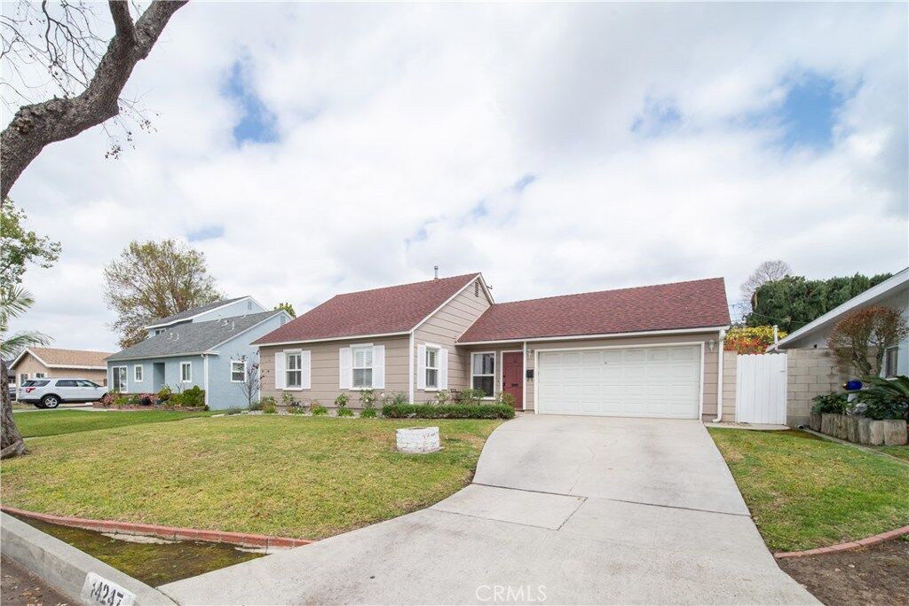 Property Photo: 14247 Starbuck Street CA 90605