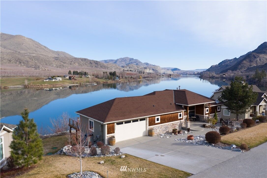 3 bed Orondo home for sale 23207 Columbia Pointe Lane, Orondo, WA 98843