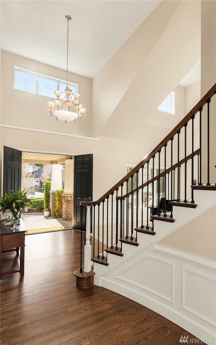 Property Photo: 26818 SE 22nd Ct WA 98075