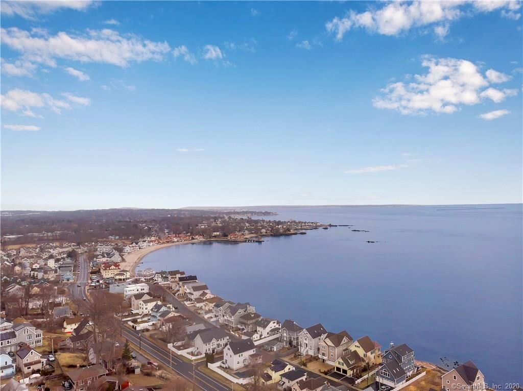 Property Photo: 21 Hale Avenue CT 06460