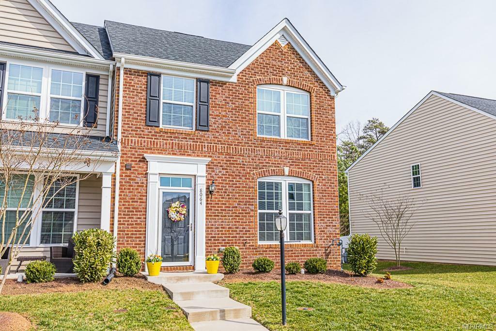 Property Photo:  8064 Creekside Village Drive  VA 23111 