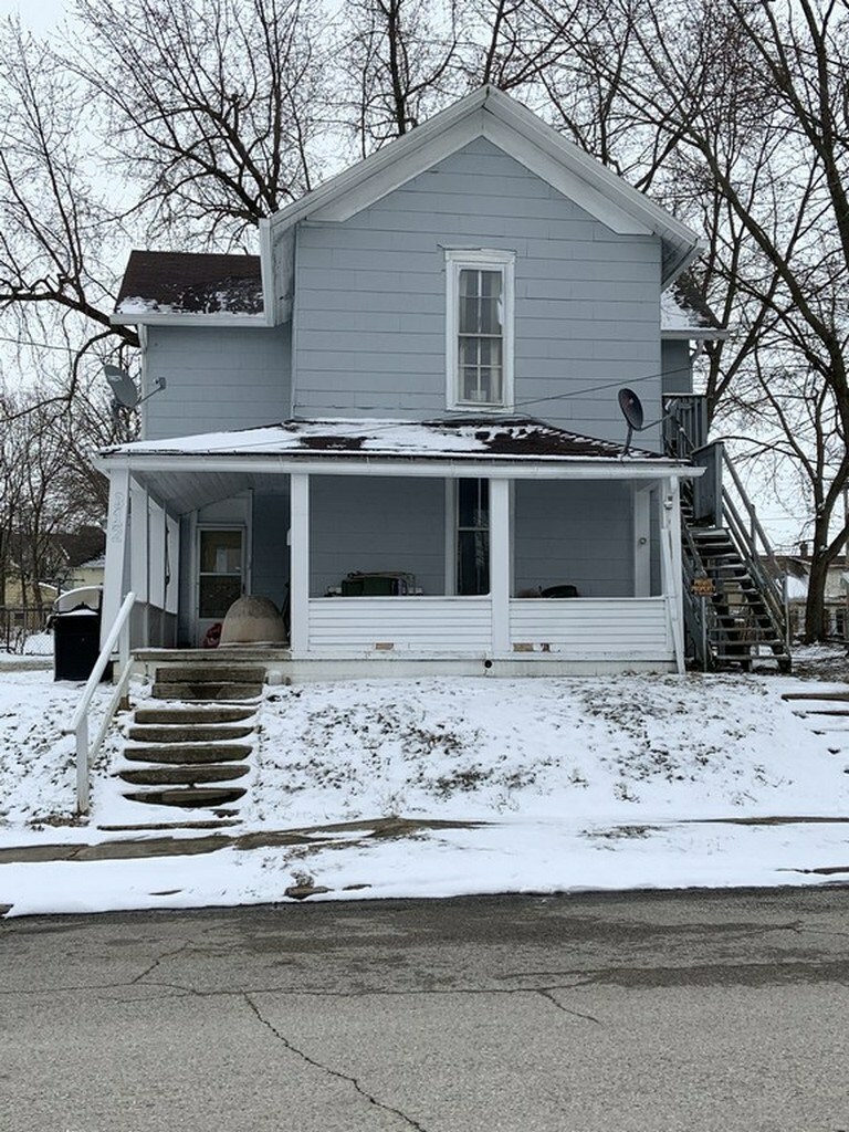 Property Photo:  312 S 17th Street  IN 47362-3233 