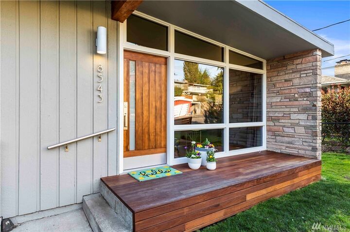 8543  2nd Avenue NE  Seattle WA 98115 photo