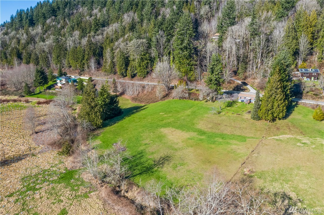 Property Photo:  4415 Park Rd  WA 98284 