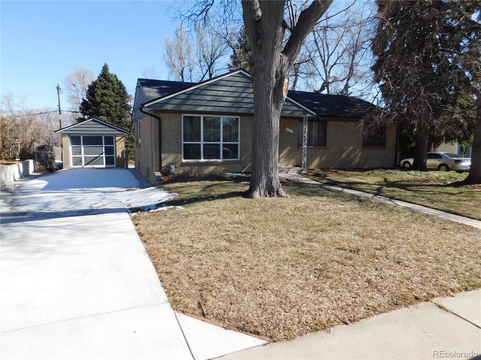 Property Photo:  570 Estes Street  CO 80226 