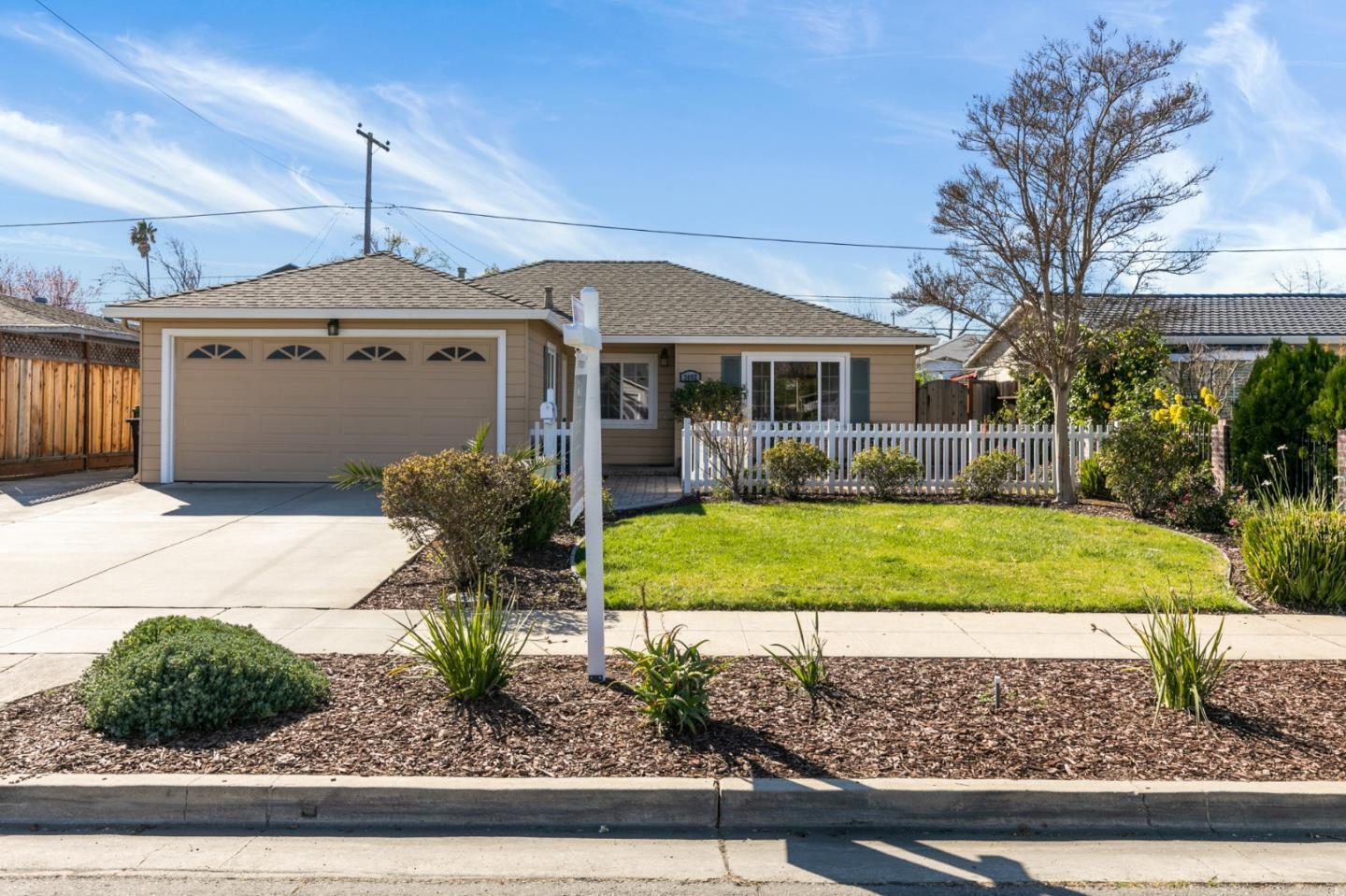 Property Photo: 3097 Dovela Way CA 95118