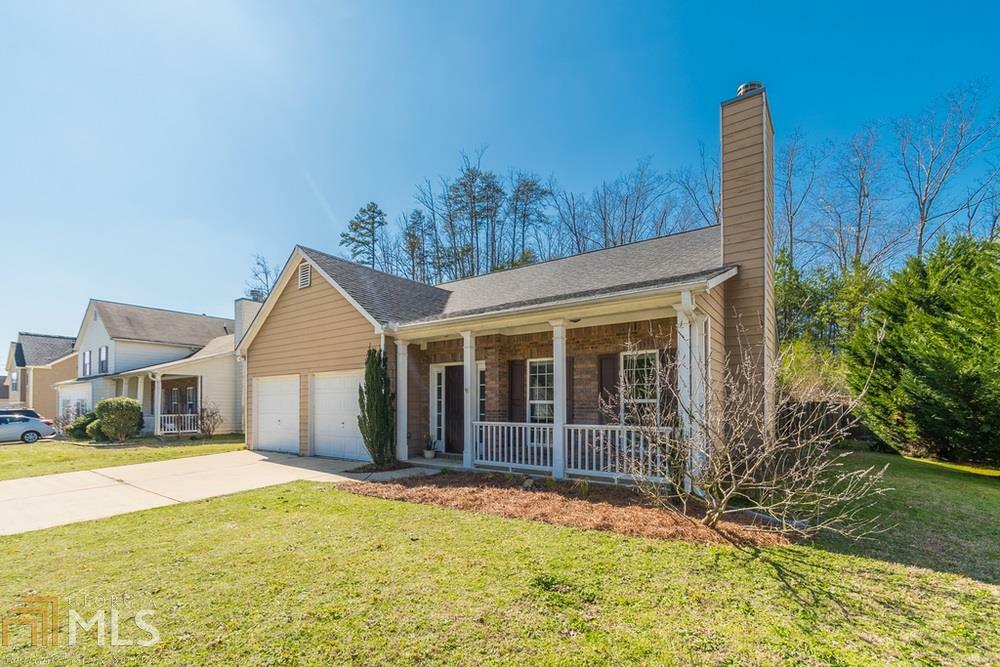 Property Photo:  102 Arbor Chase Pkwy  GA 30153 