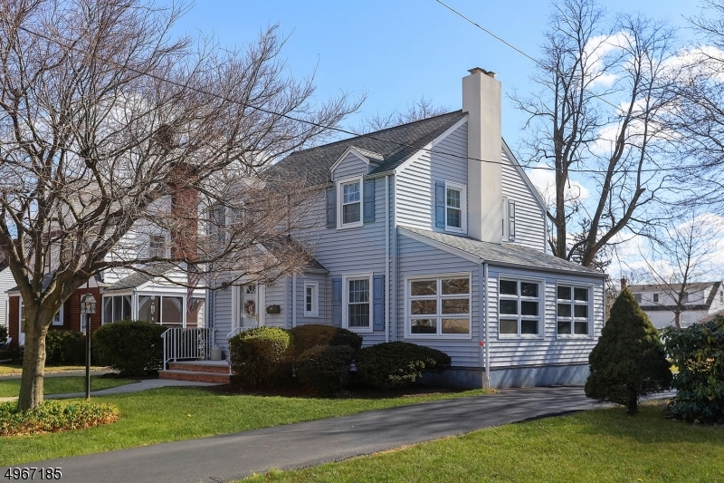 Property Photo: 423 4th St NJ 08812
