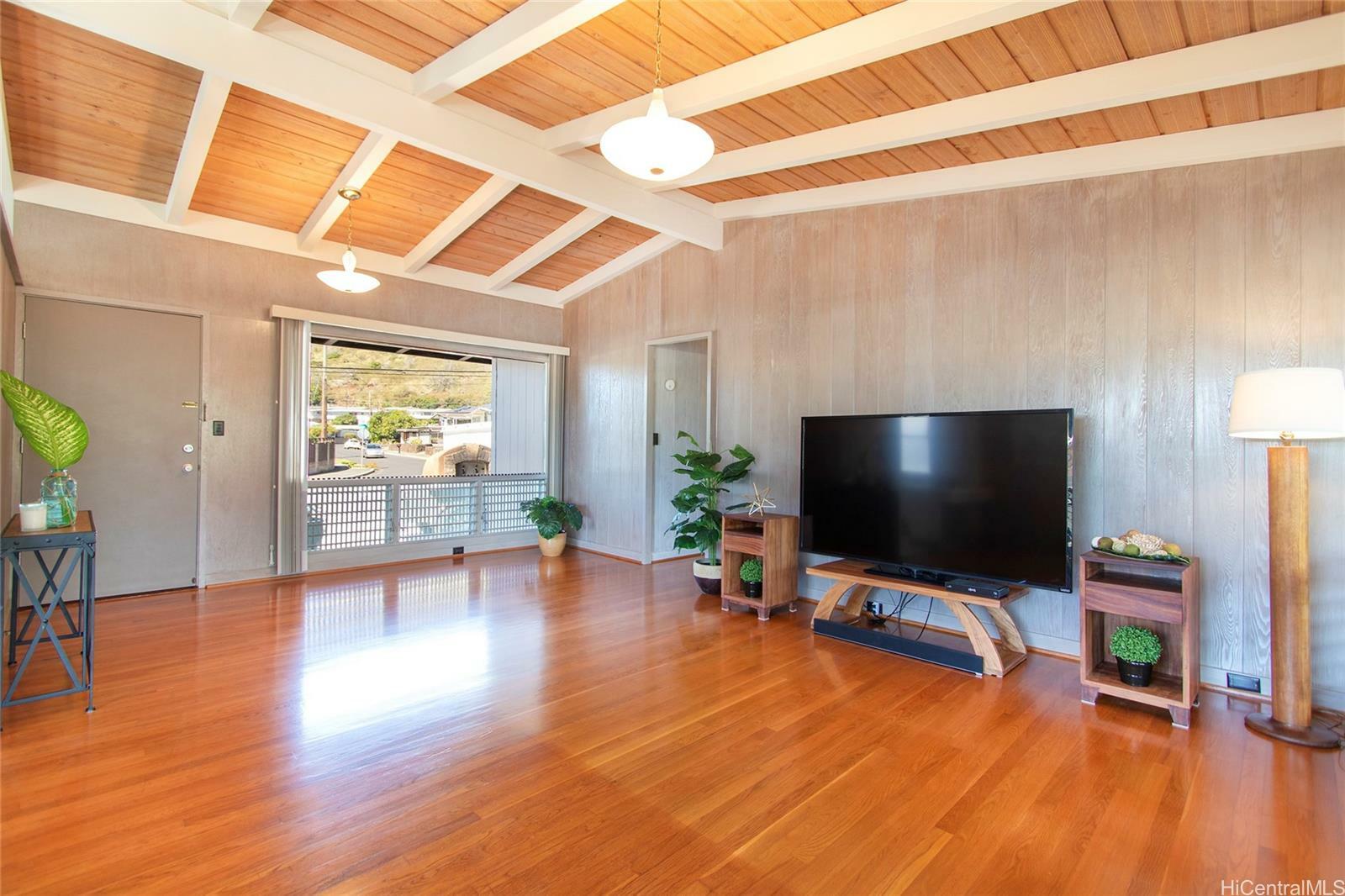 Property Photo:  331 Anolani Street  HI 96821 