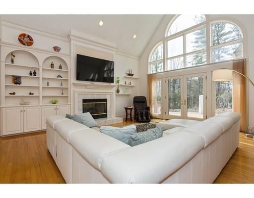 Property Photo: 16 Stonehill Rd MA 01028