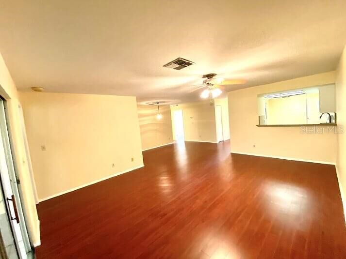 Property Photo:  1150 Woodleaf Court  FL 34684 