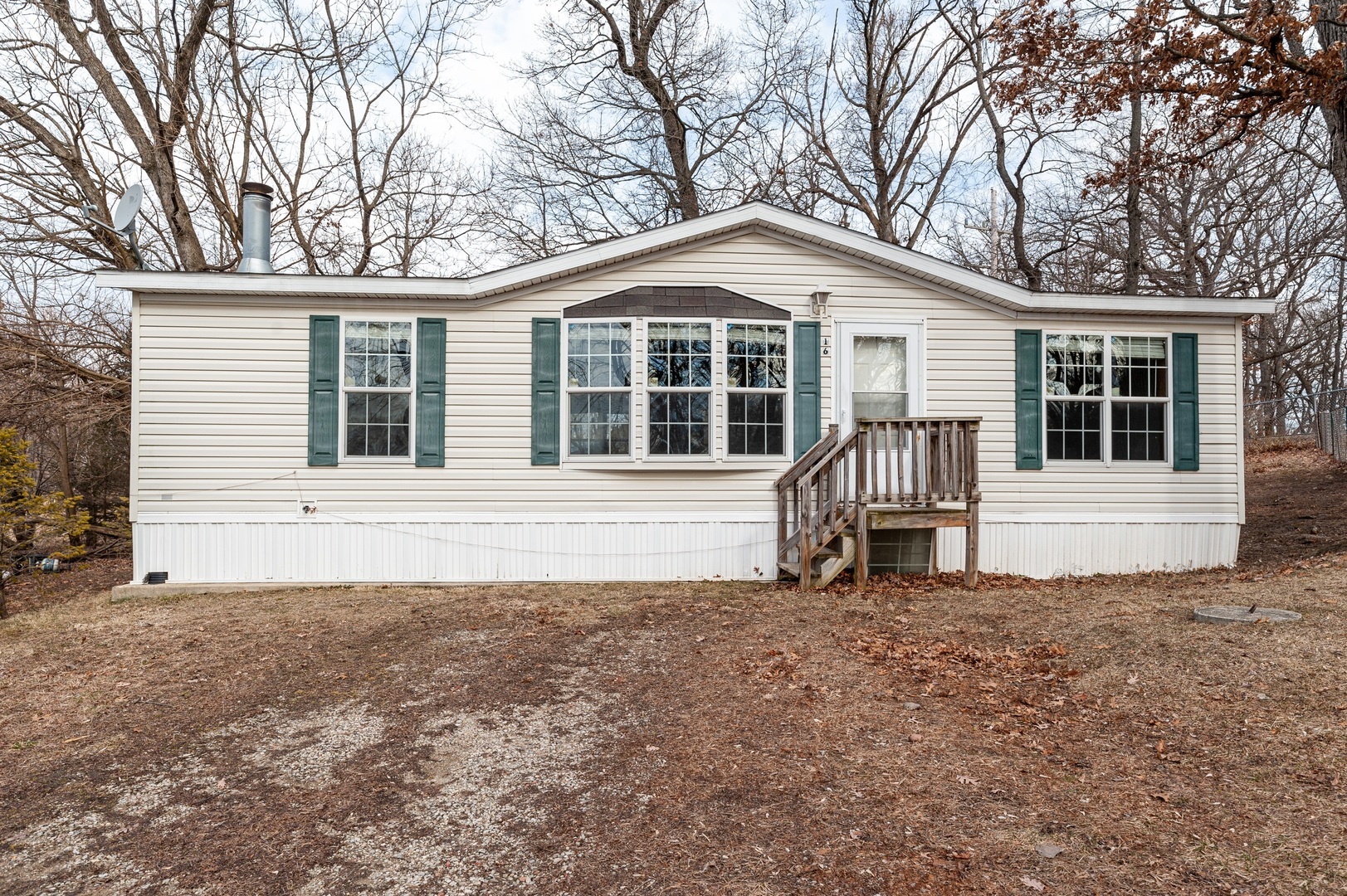 Property Photo:  16 Bouy Bay  IL 60051 