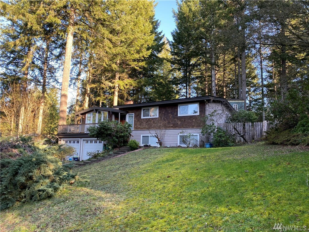 Property Photo: 639 Holly Ct WA 98584