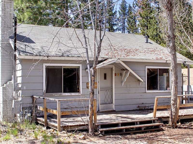 Property Photo: 604 Merced CA 92315