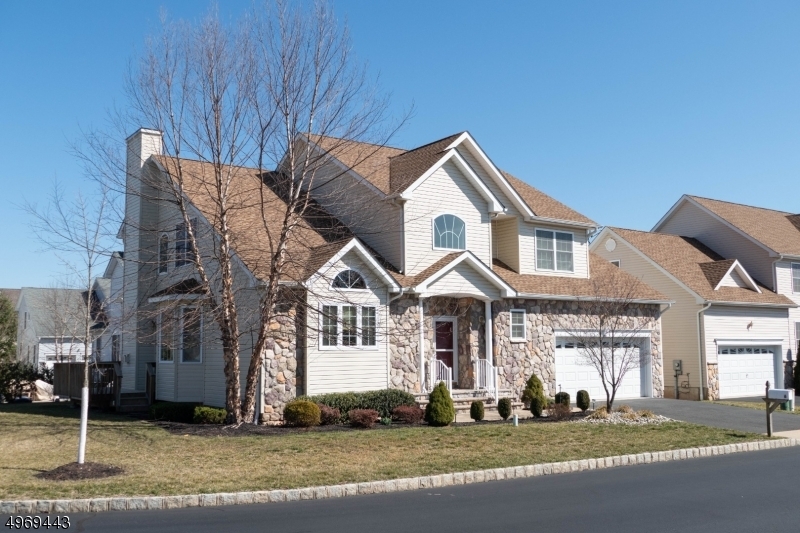 Property Photo: 6 Apgar Ct NJ 08822