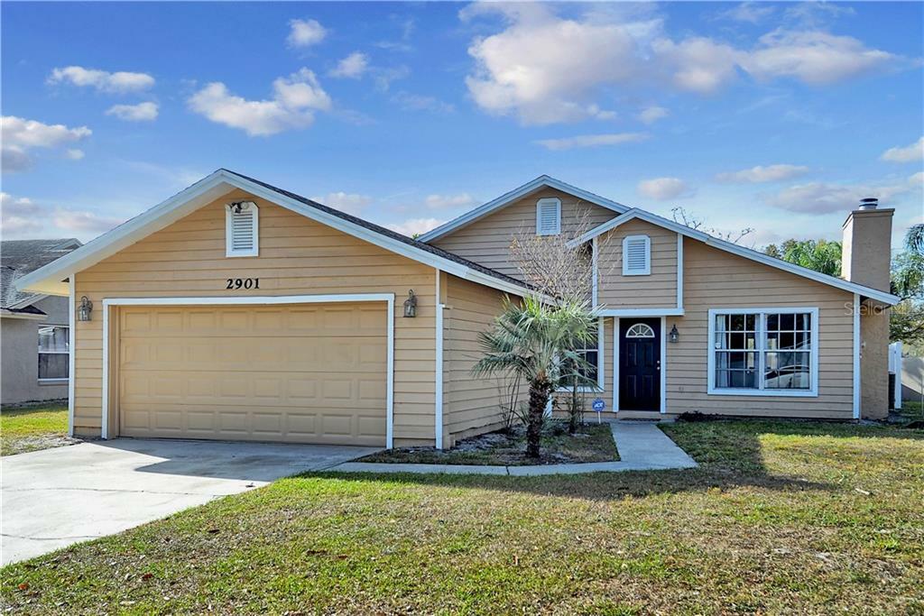 Property Photo:  2901 Amroth Place  FL 32707 