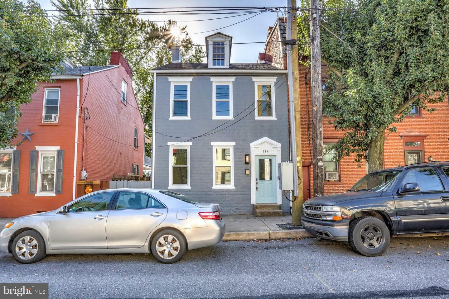 Property Photo:  114 S 3rd Street  PA 17512 