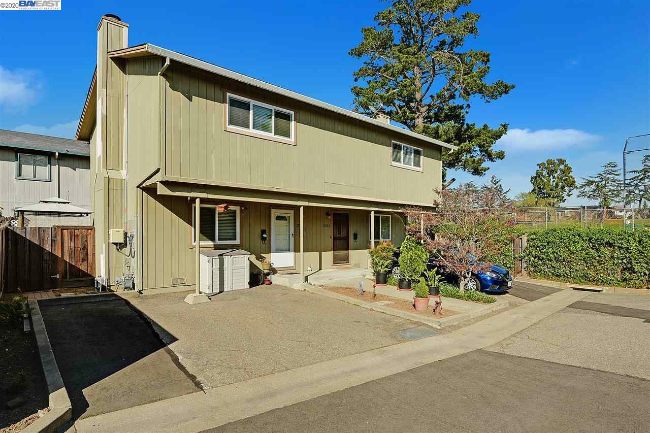 Property Photo:  20278 Forest Ave 4  CA 94546 