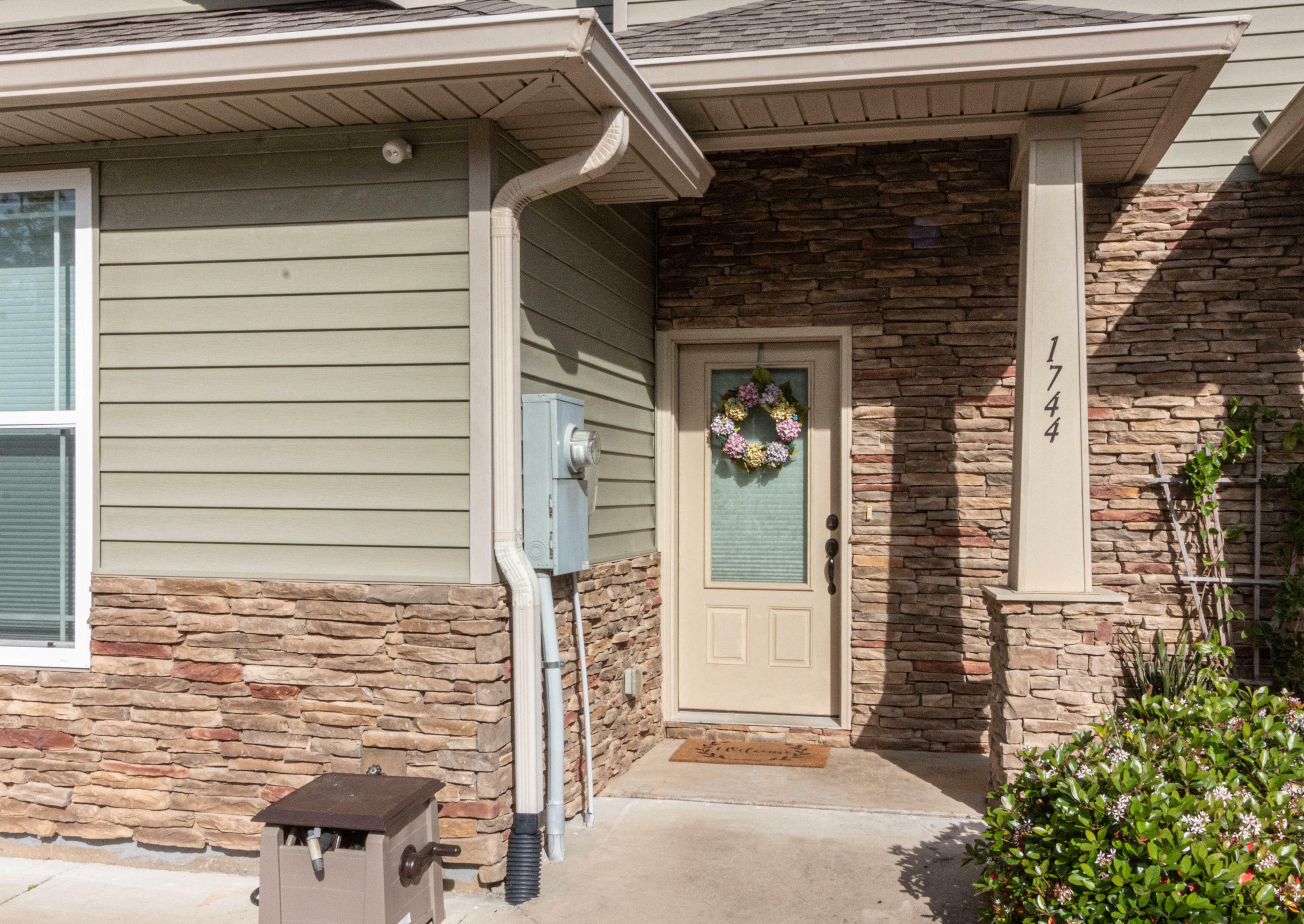 Property Photo: 1744 Sound Haven Court 1744 FL 32566