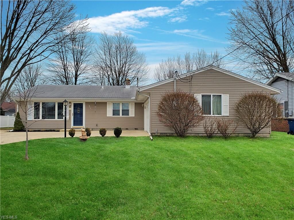 Property Photo: 911 Taft Street OH 43452