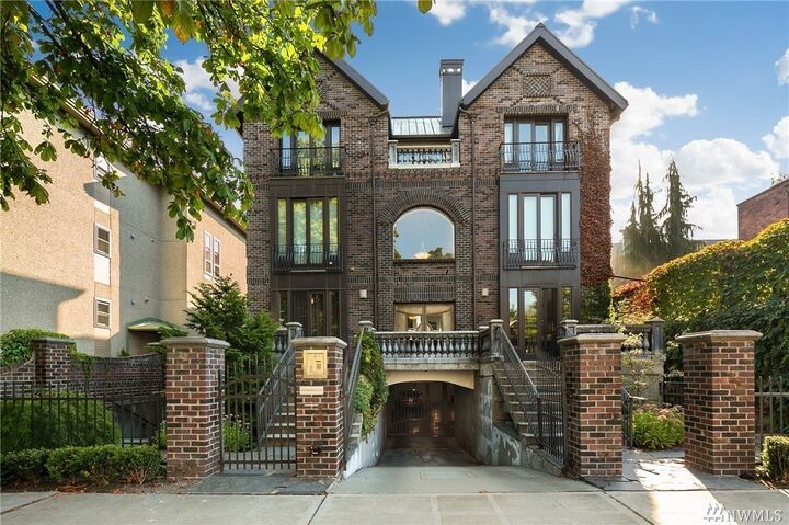 1122  Broadway  E 101  Seattle WA 98112 photo