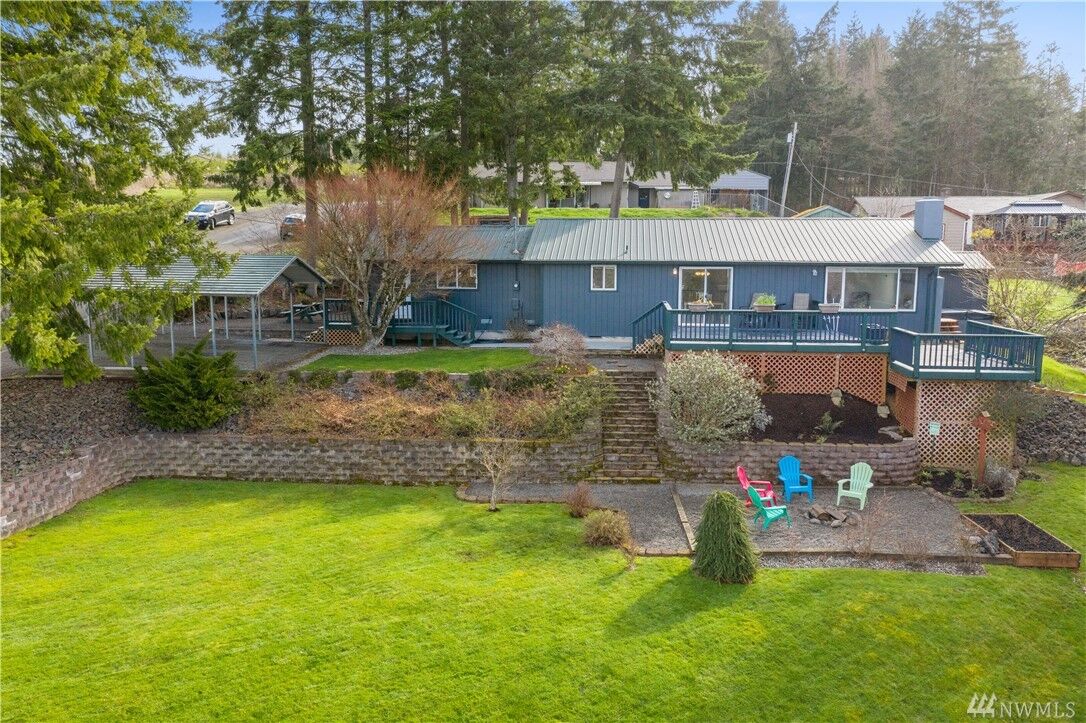 Property Photo: 105 Mooreland Road WA 98532