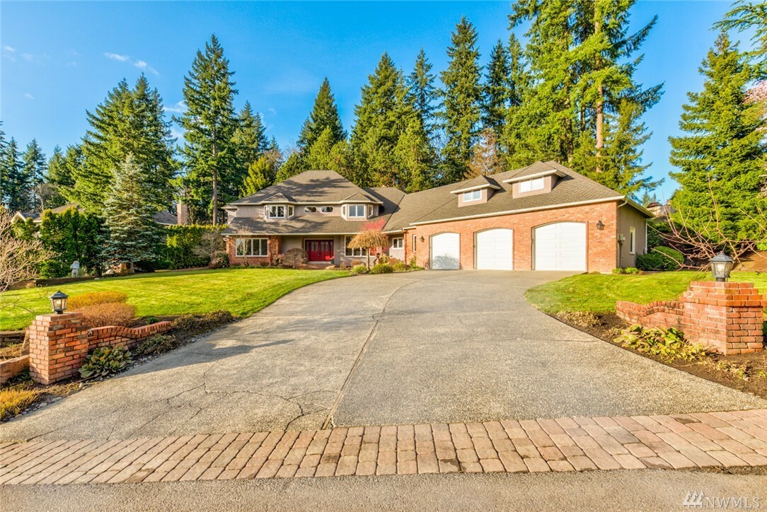 Property Photo:  16724 NE 132nd St  WA 98052 