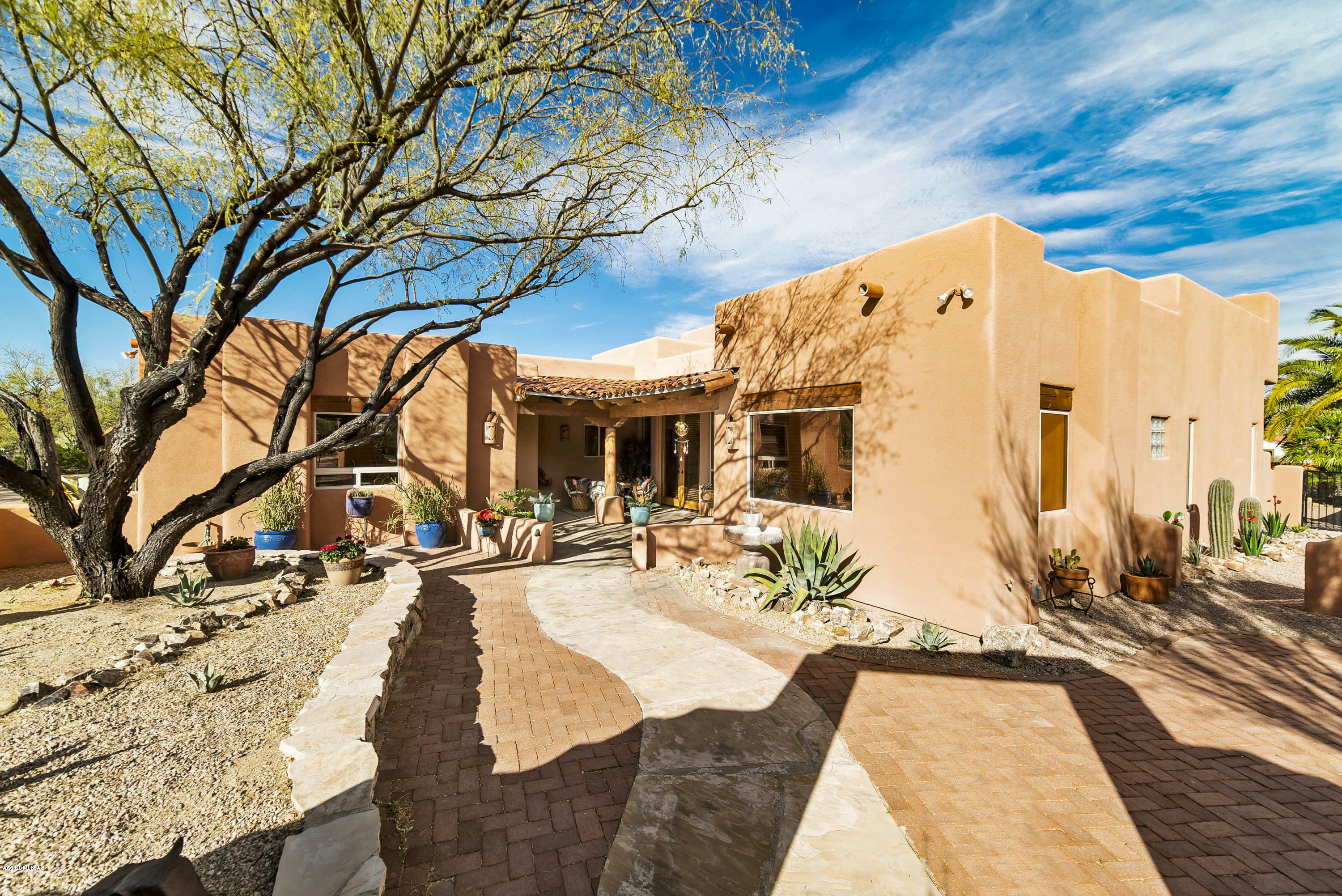 Property Photo:  1710 W Placita Festiva  AZ 85629 