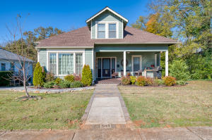 Property Photo:  541 Lord Ave  TN 37801 